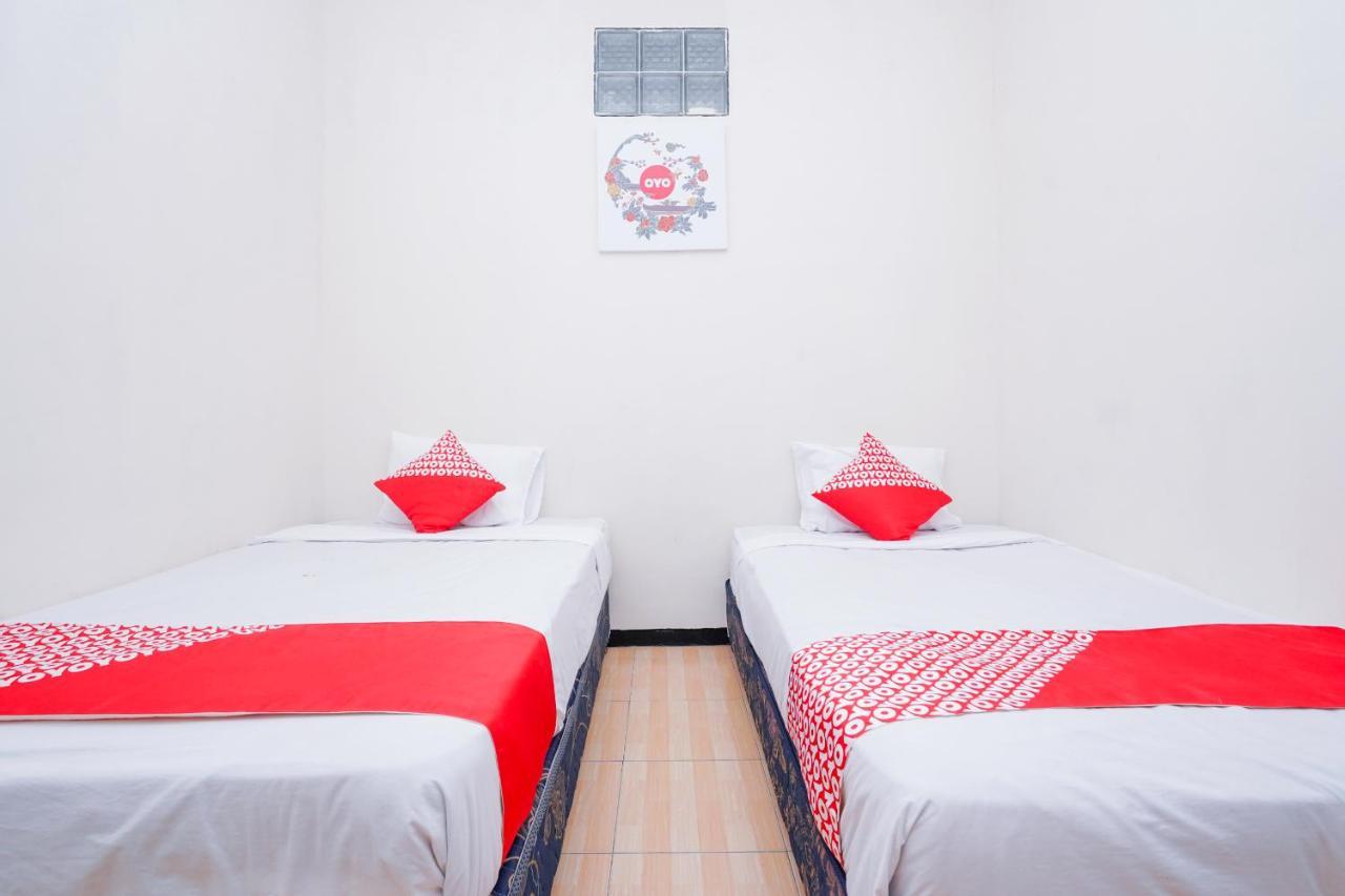 Готель Collection O 1112 Comfitel Siwalankerto Aa4 Сурабая Екстер'єр фото